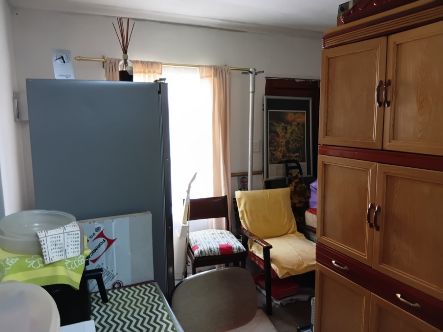 2 Bedroom Property for Sale in Forest Village Western Cape